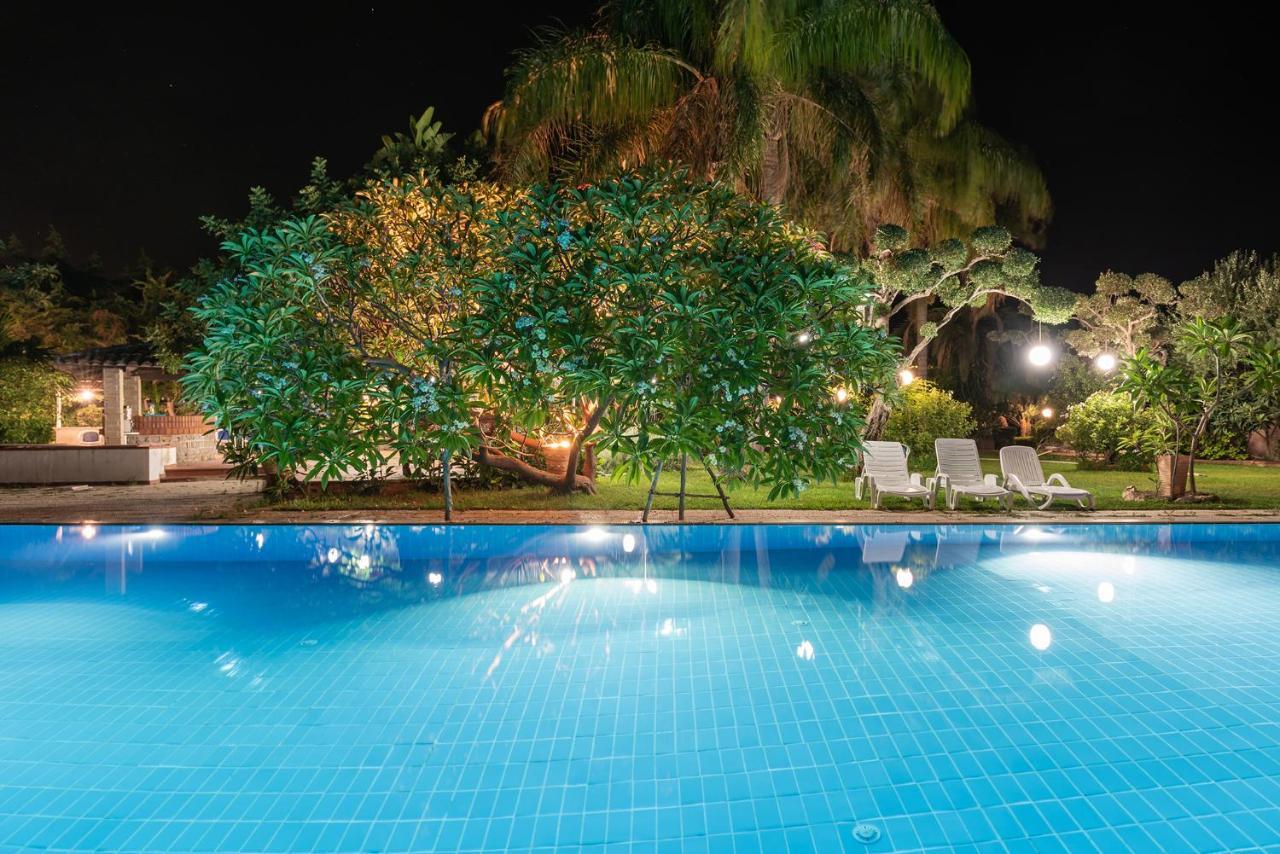 Villa Megna - Green Paradise B&B Palermo Dış mekan fotoğraf