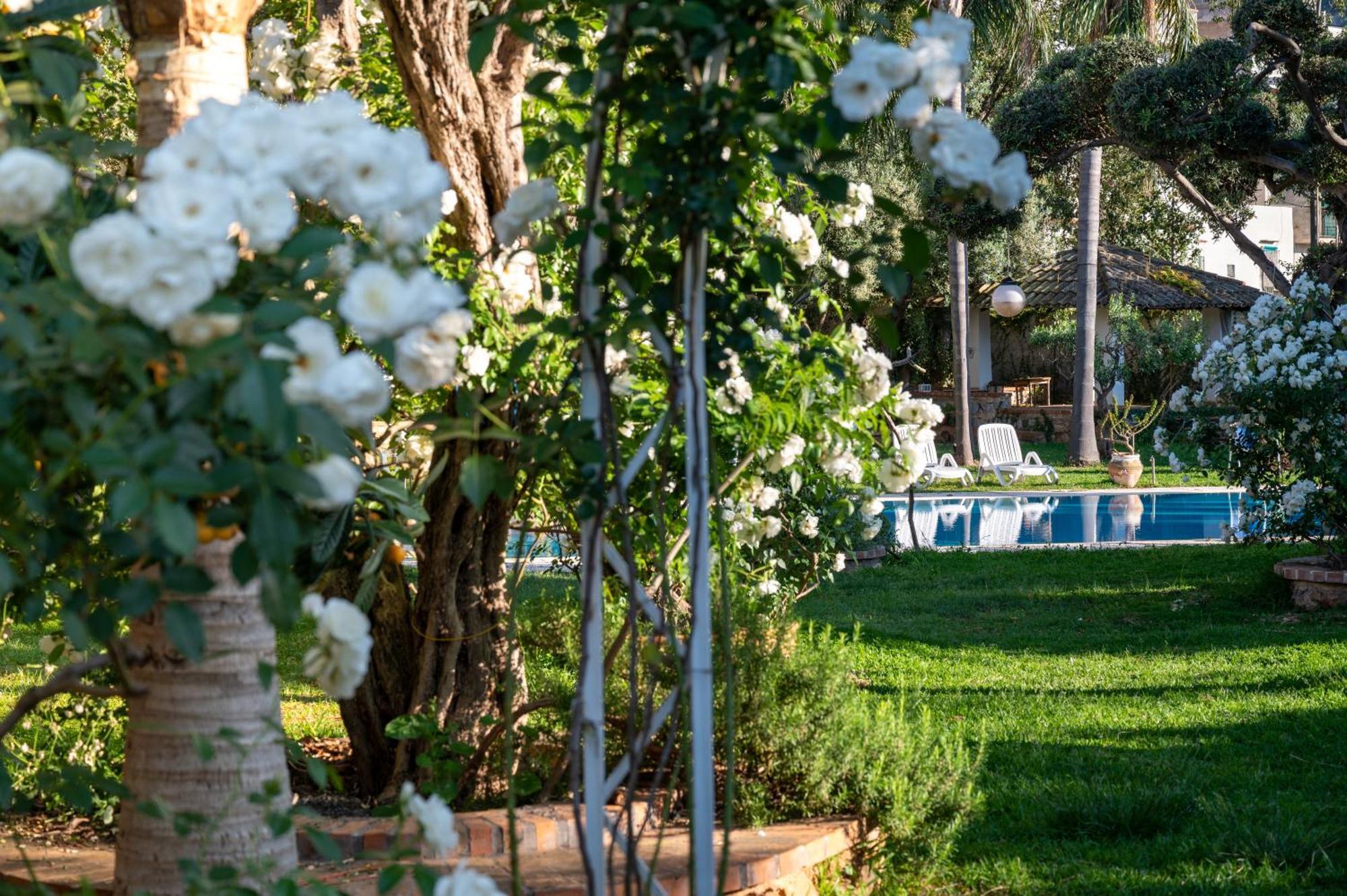 Villa Megna - Green Paradise B&B Palermo Dış mekan fotoğraf