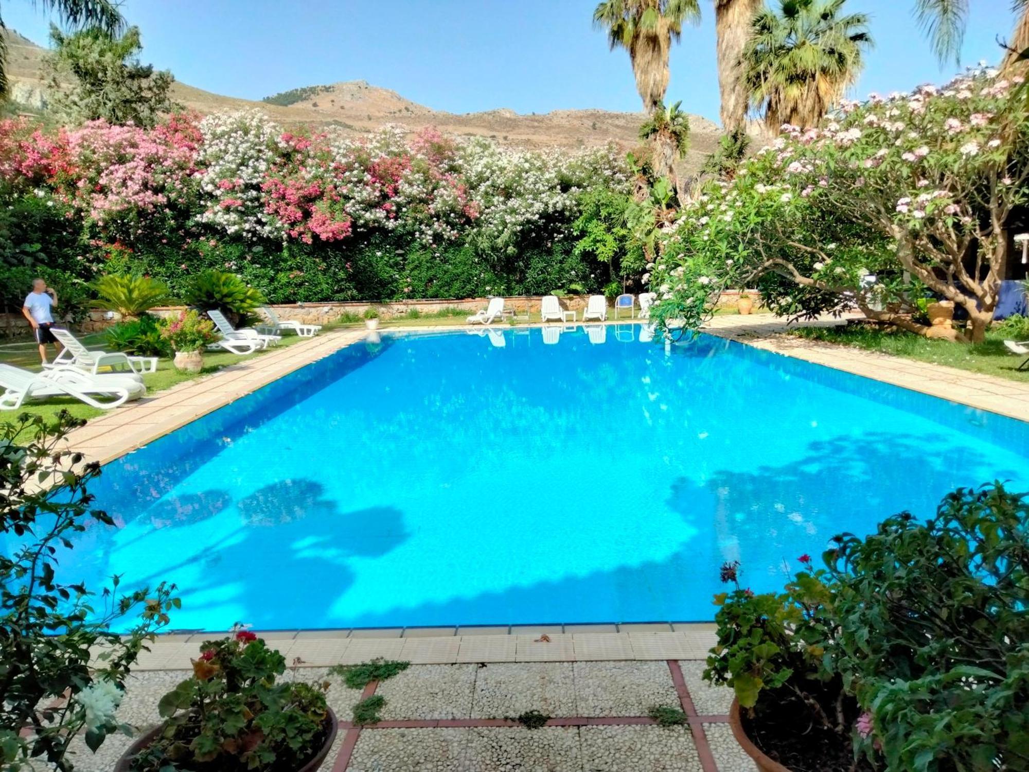 Villa Megna - Green Paradise B&B Palermo Dış mekan fotoğraf