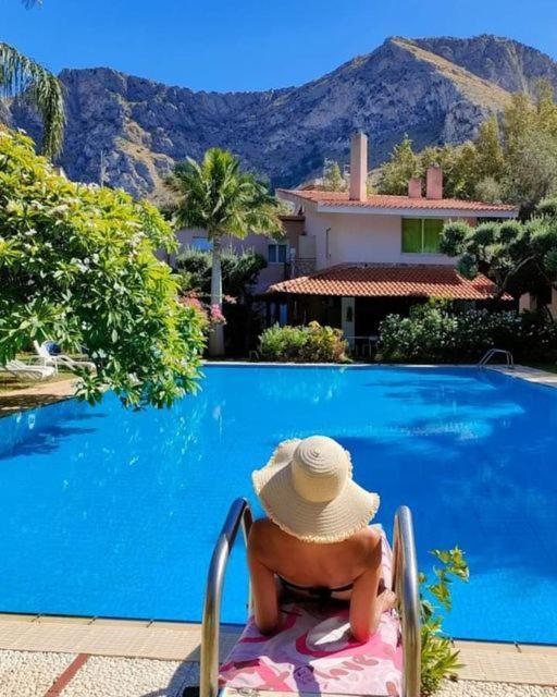 Villa Megna - Green Paradise B&B Palermo Dış mekan fotoğraf